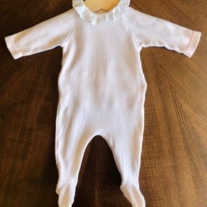 Bonpoint Footed Onesie w/ Butt Flap, NB